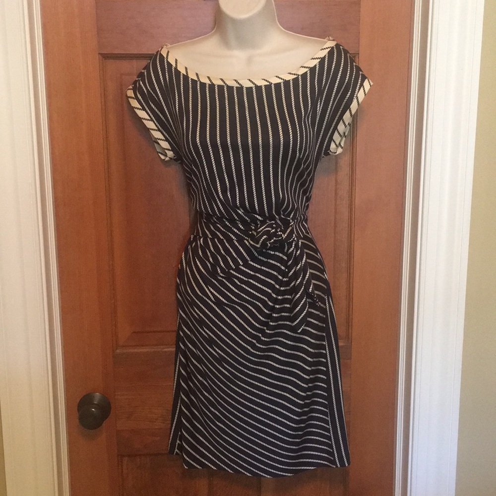 Diane von Furstenberg navy/cream print silk dress